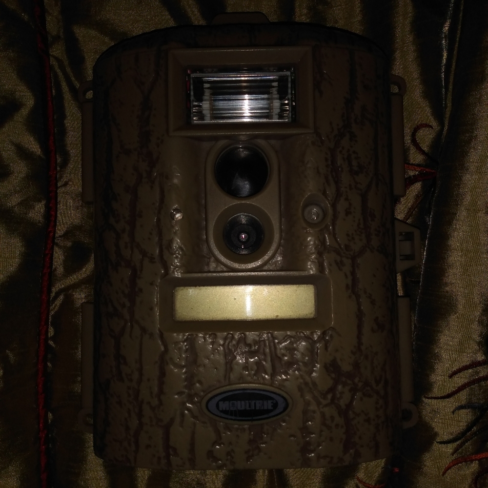 Moultrie Trail cam